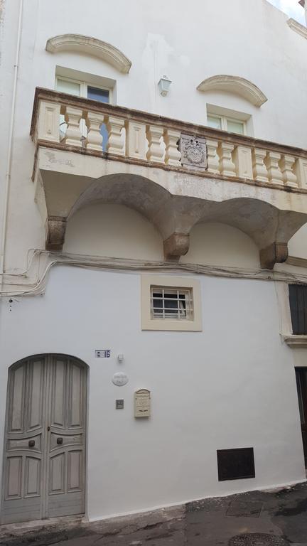 Domus Dejana Bed & Breakfast Gallipoli Exterior photo